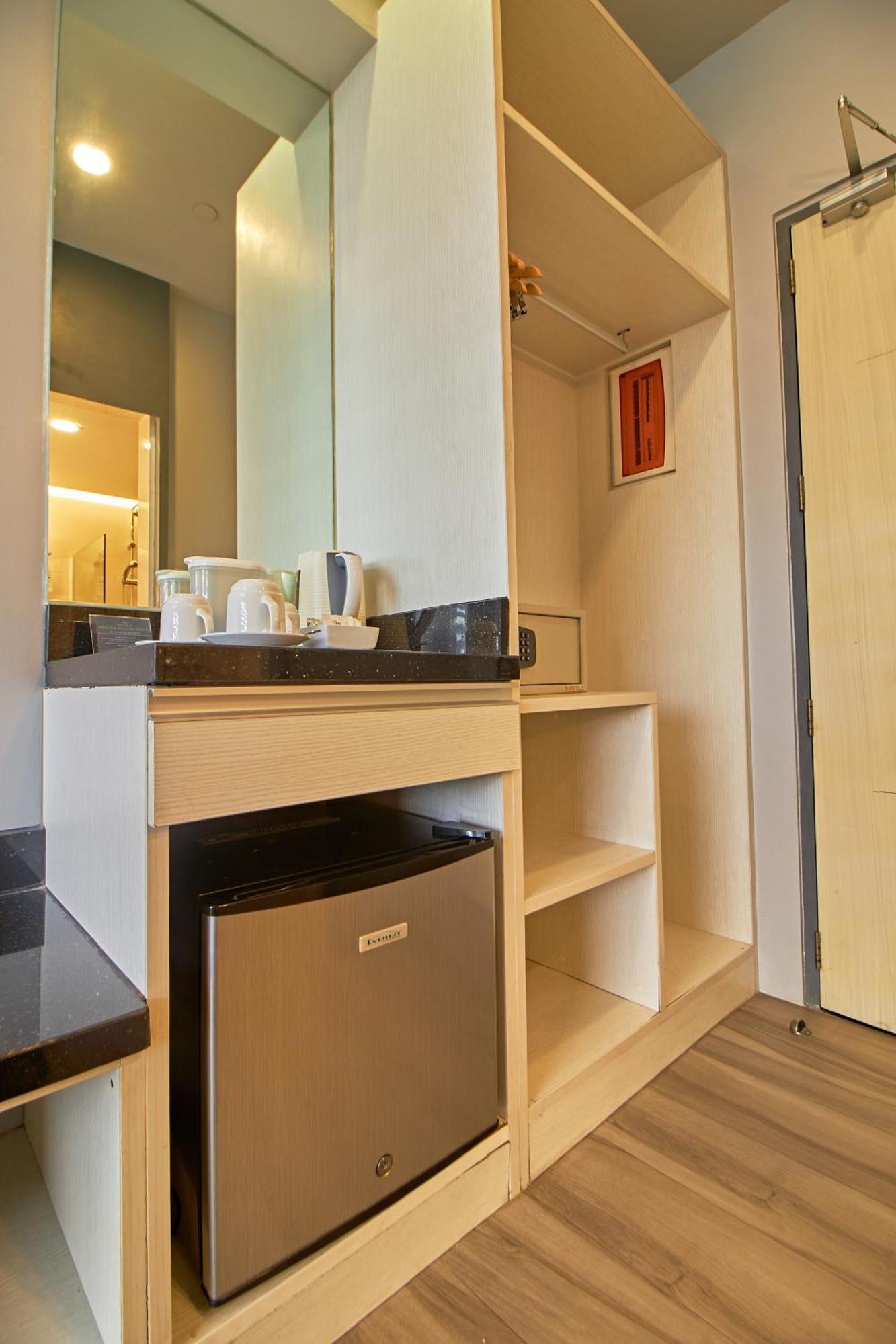 Cebu Hotel Plus Bagian luar foto